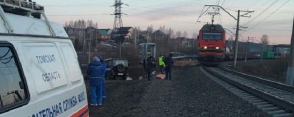 В Борисовском районе мужчину в наушниках сбил поезд